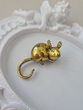 Retro Vintage Inpired Mouse/Rat Brooch In Antique Gold, NWT